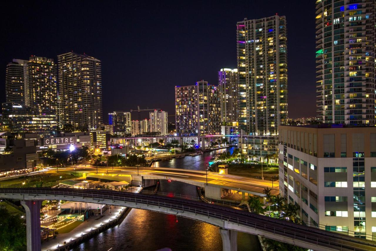 市区-迈阿密港凯富套房酒店 外观 照片